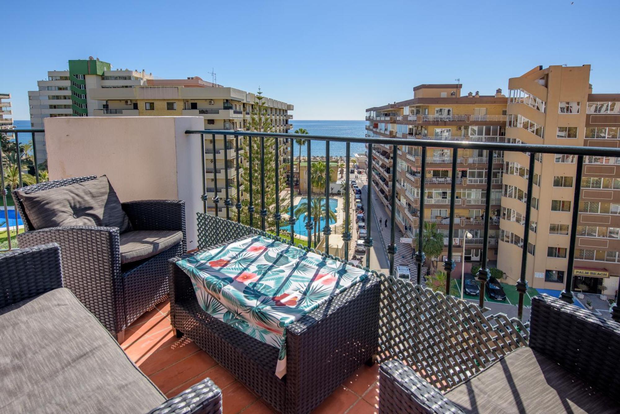 Spacious Apartment With Sea Views Fuengirola Zewnętrze zdjęcie